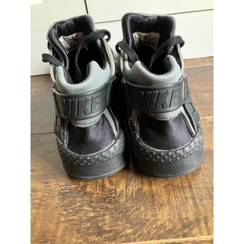 Nike pre owned